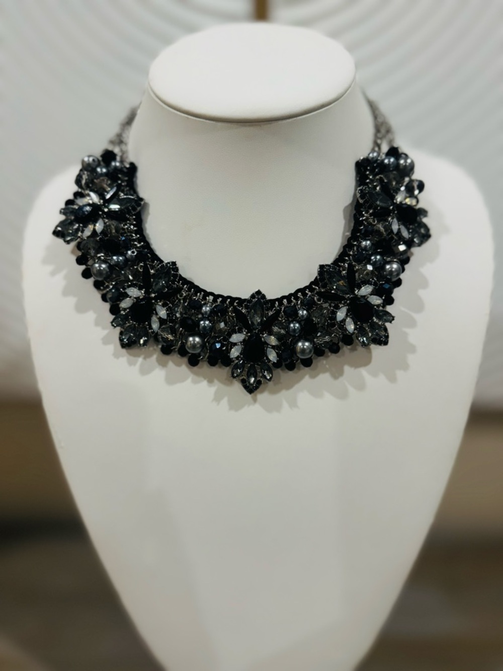 Black Crystal Statement Necklace - Women Jewelry